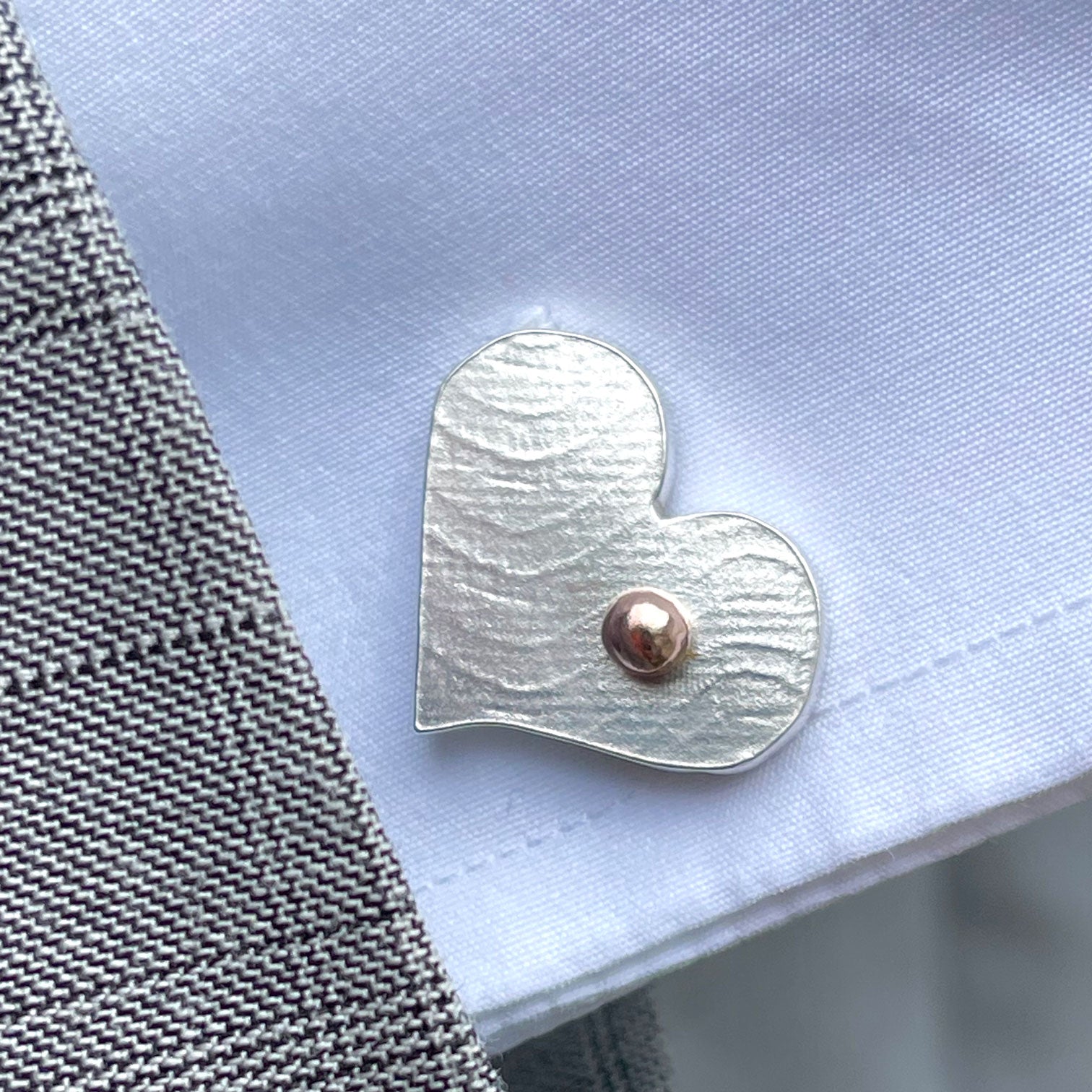 L'elisir d'amore Silver Cufflinks Glyndebourne Shop