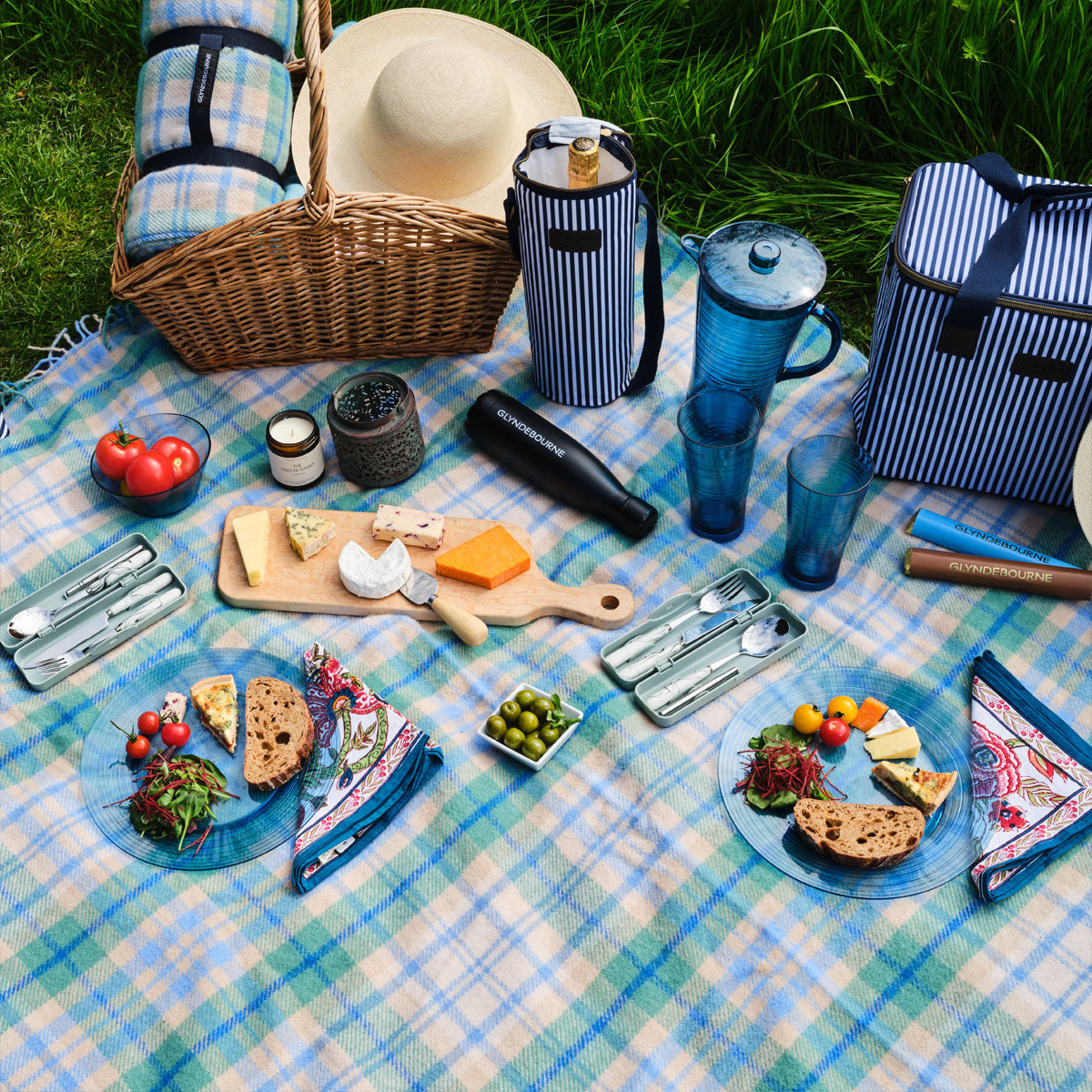 Sussex Skies Blue Picnic Tumbler Glyndebourne Shop