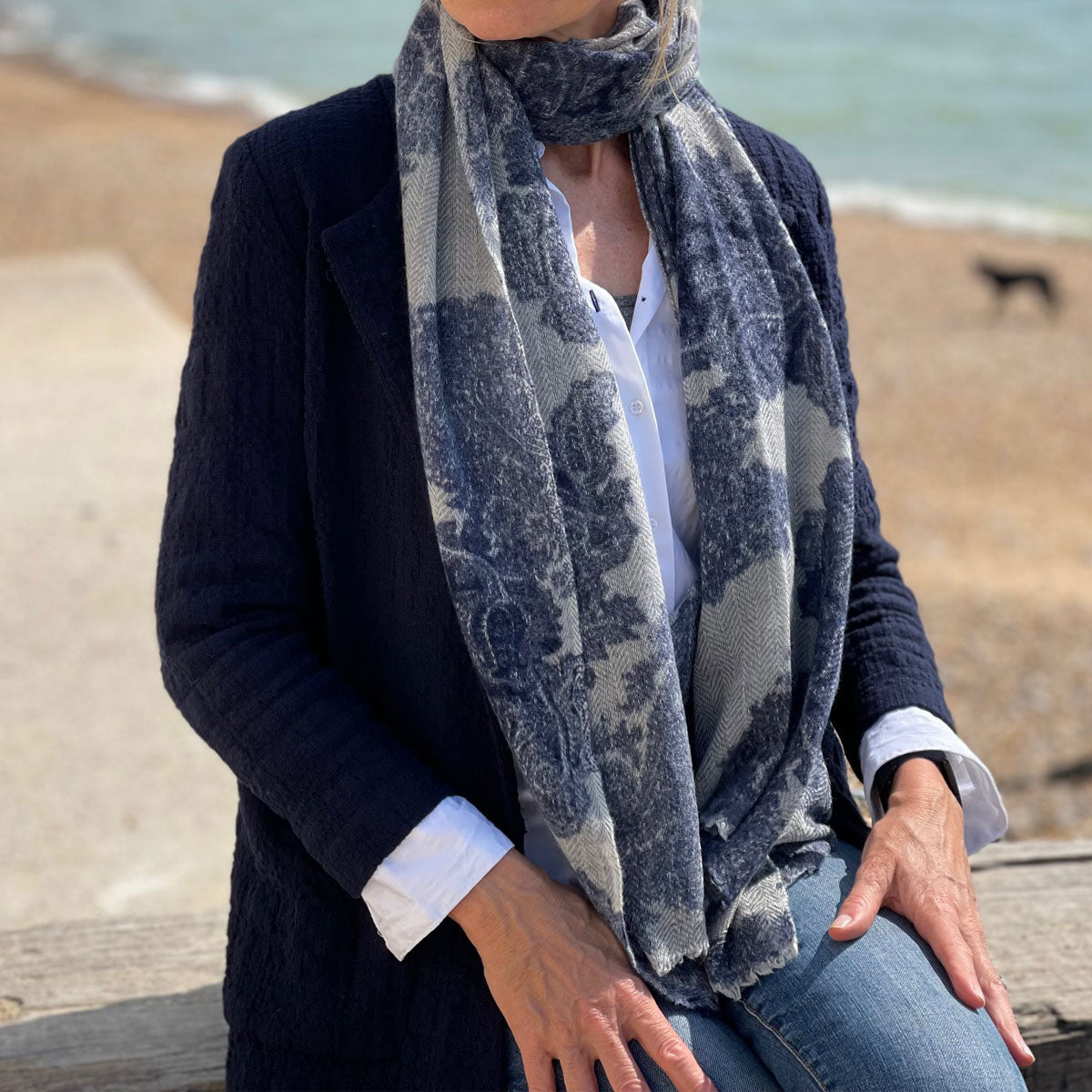 Wool & Cashmere Dark Blue Scarf Glyndebourne Shop