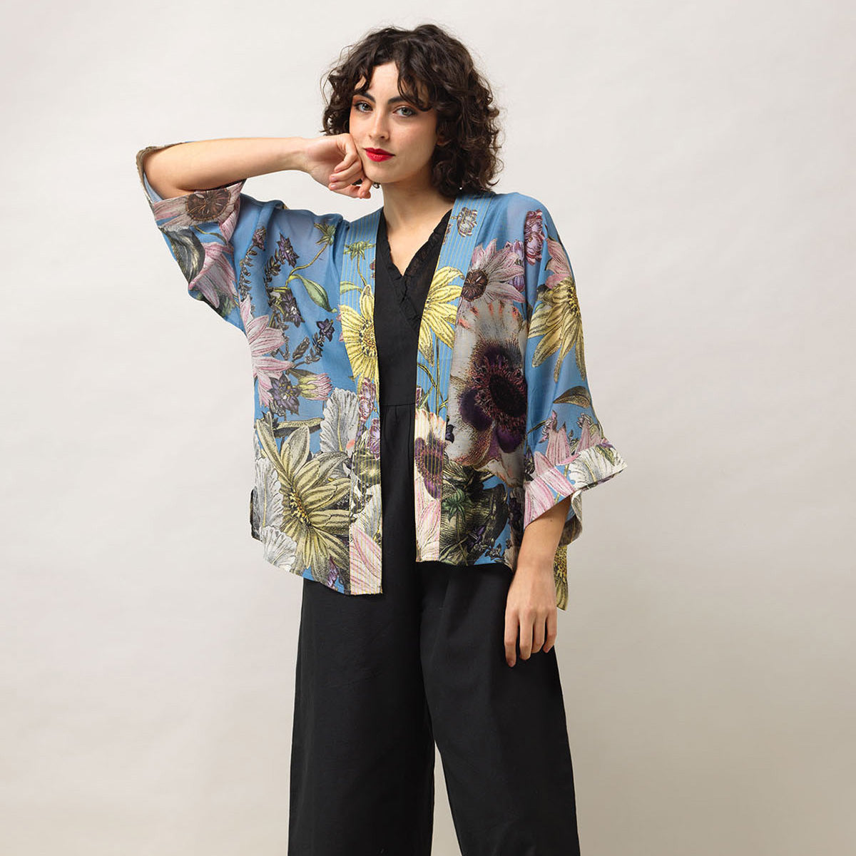 Daisy Cornflower Blue Kimono