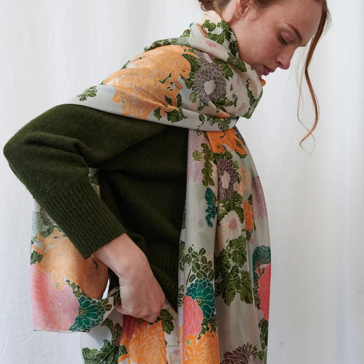 Jacquard Floral Scarf