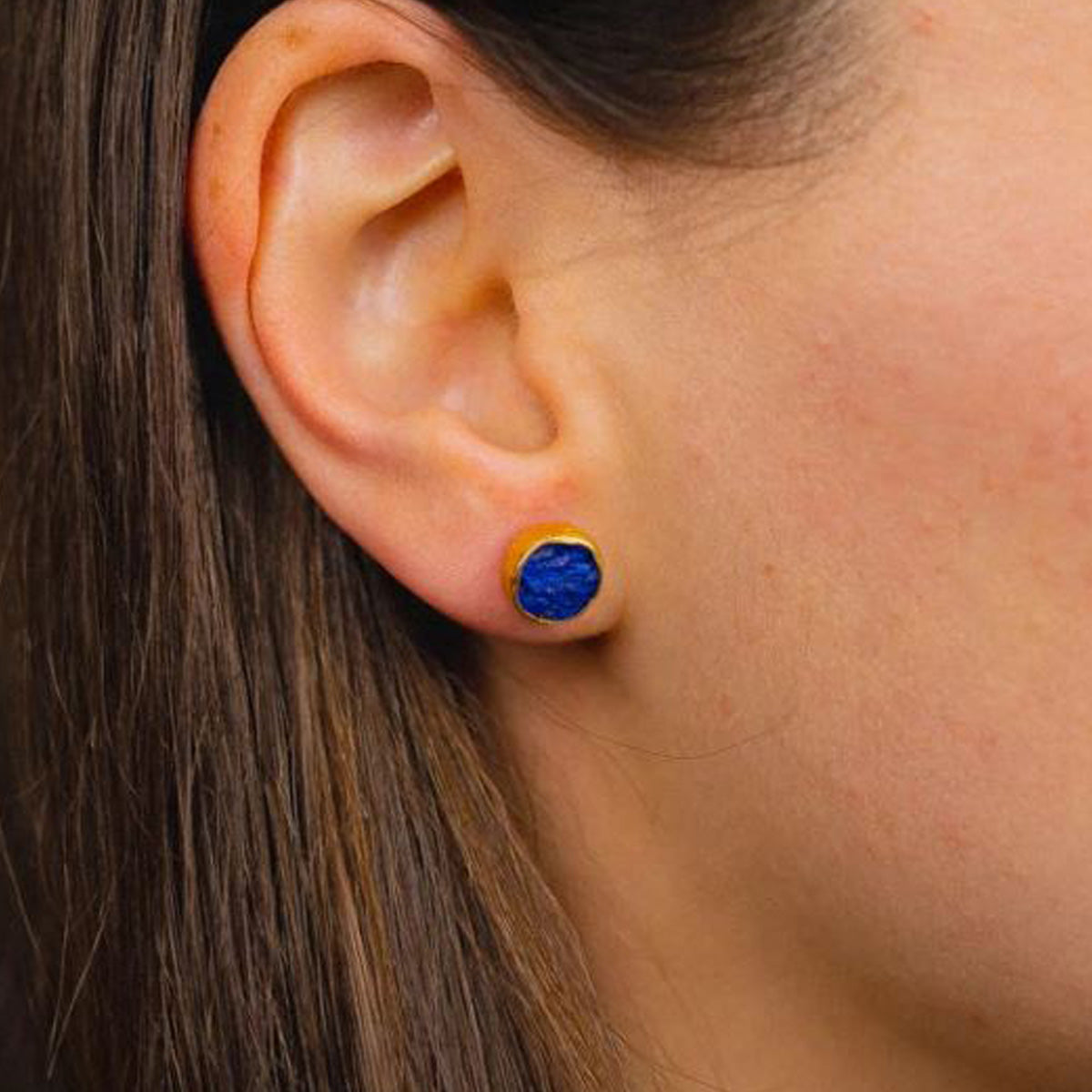 Large Round Lapis Earstuds