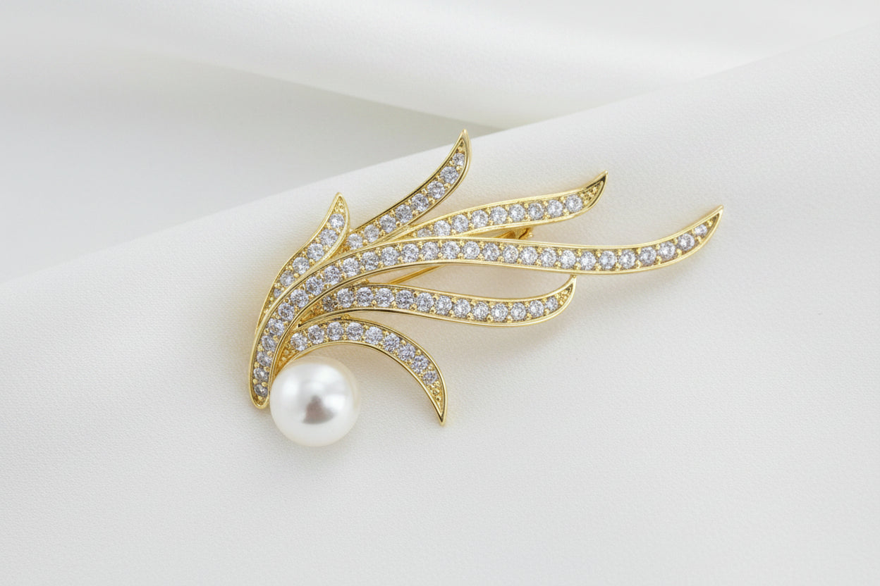 Leaf Pave Gold Plate Brooch