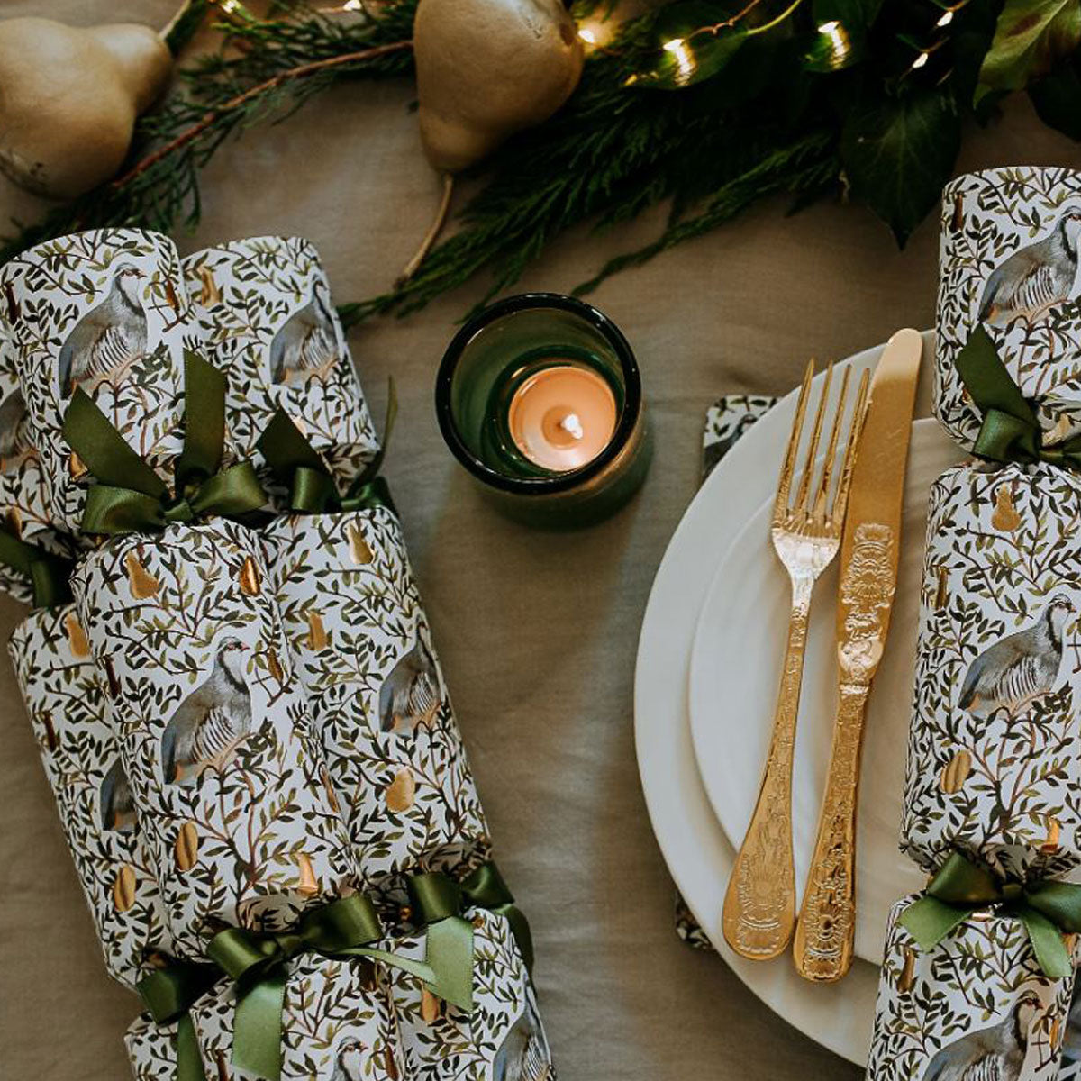 Partridge in a Pear Tree Christmas Crackers