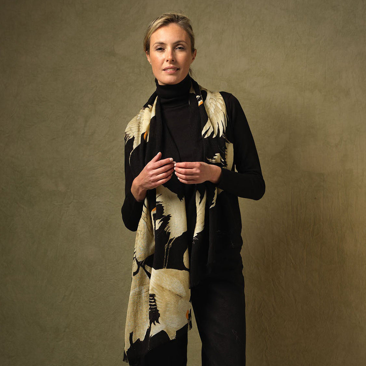 Stork Black Wool Scarf
