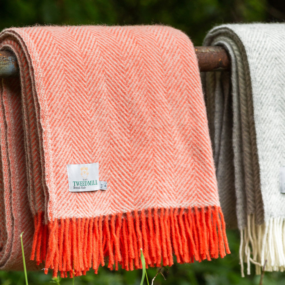 Herringbone Flamingo Pure New Wool Picnic Rug 145 x 183