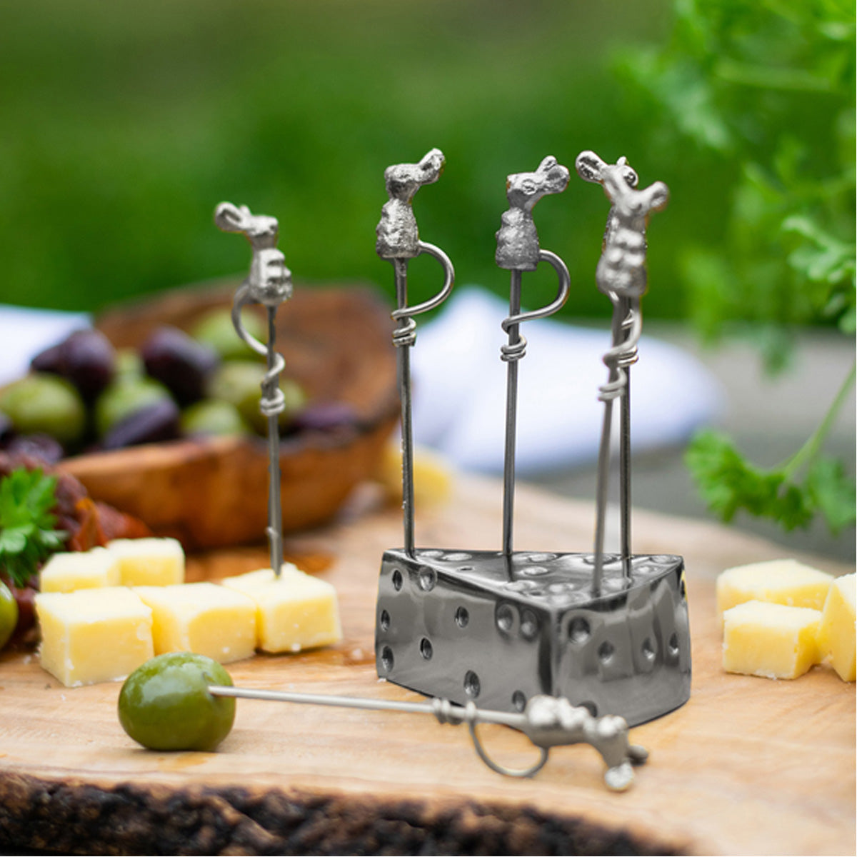 Silver Mouse Picks & Holders
